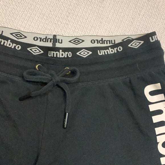 Umbro shorts - Picture 2 of 4
